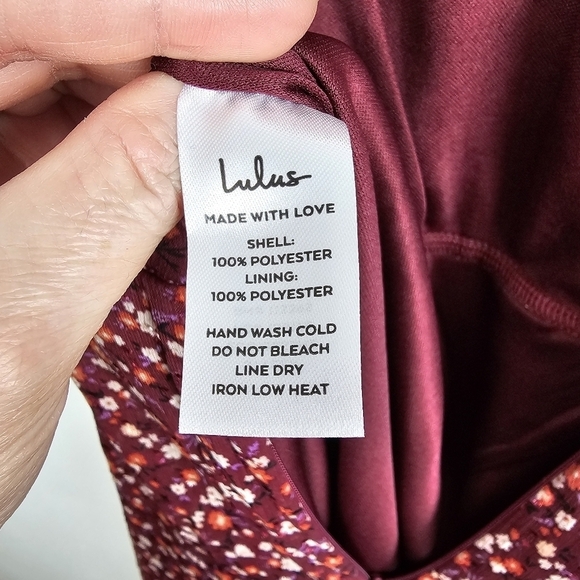 Lulu's Good Moments Burgundy Floral Print Split Sleeve Faux-Wrap Dress NWT - Picture 10 of 16